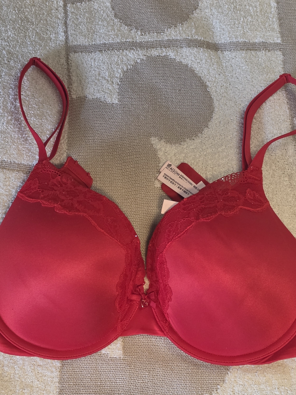 Victoria's Secret Red Lace-Trim T-Shirt Bra with Bow Accent
